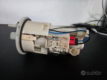 pompa benzina  R1  (2006)