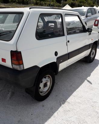 panda 4 x 4
