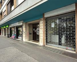 NEGOZIO A ROMA