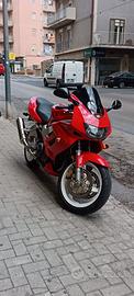 Honda VTR 1000 f Firestorm 
