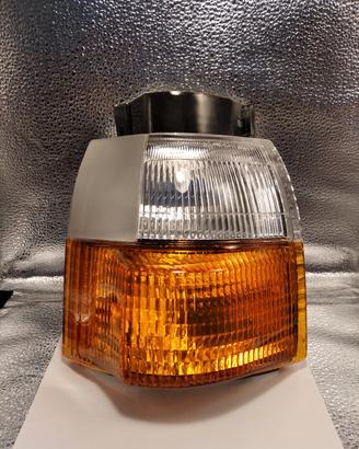 FANALINO FRECCIA ANT SX DEPO 215-1564L-UE NISSAN C
