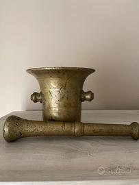 Antico mortaio in bronzo kg 4.3