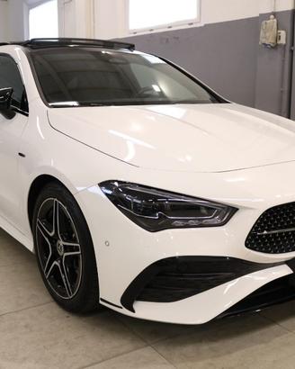 MERCEDES-BENZ CLA 220 d Automatic Shooting Brake