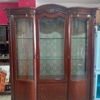 Vetrina in stile classico 