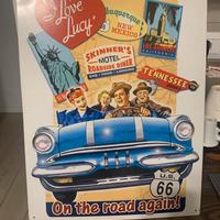 Vecchia insegna vintage in metallo