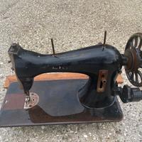 Macchina da cucire antiquariato