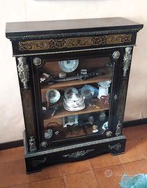 Vetrina antica ebano fregi oro