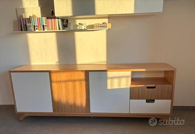 Mobile in Rovere Artigianale con Ante Laccate