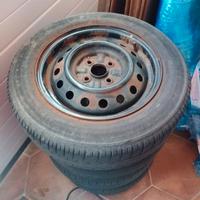 cerchi ruota Toyota Yaris 14