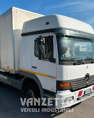 MERCEDES AG MB 1223 FURGONE CON SPONDA