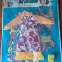 vestito per bambole con accessori vintage