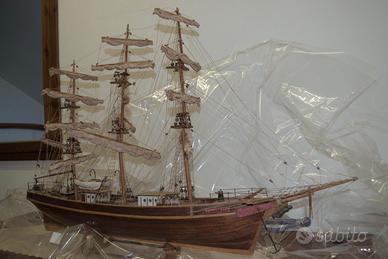 modellino artigianale barca Cutty Sark