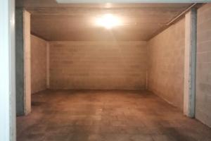 Garage Via Castelleone 20