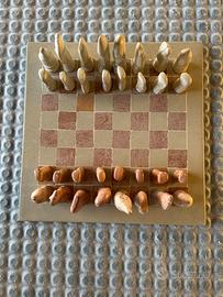 Scacchiera in pietra saponaria