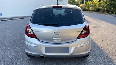 Opel corsa sport 1.3CDTI 75 cv
