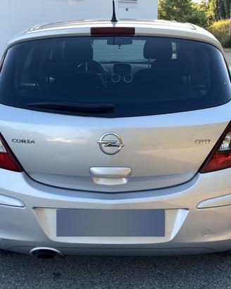 Opel corsa sport 1.3CDTI 75 cv