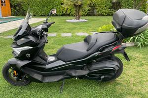 Scooter Voge SR 4