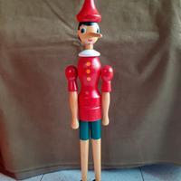 Grande vecchio Pinocchio rosso in legno F