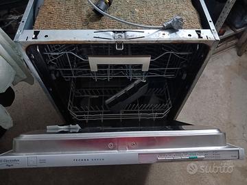 Lavastoviglie  rex electrolux  techna green tt 800