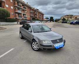 Vw passat 5 serie del 2005 1.9tdi 96kw 130cv 6 mar