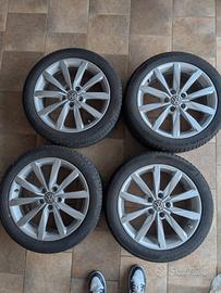 gomme estive 225/45/17 80% cerchi lega Volkswagen 