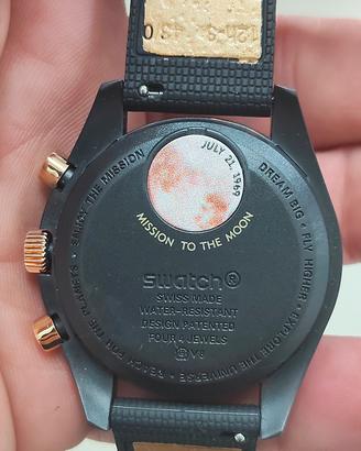Omega Swatch serie oro