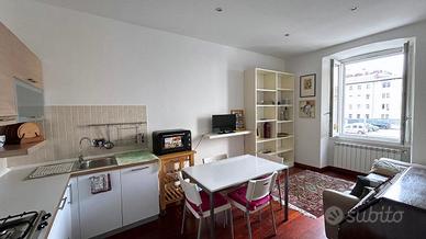 Largo Barriera - grazioso bilocale con p. auto