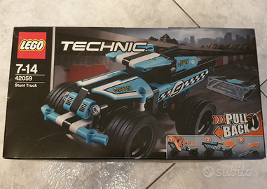 Lego Technic Stunt Truck