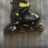 Pattini a rotelle Lion Obscure misura 30-33.Nuovi