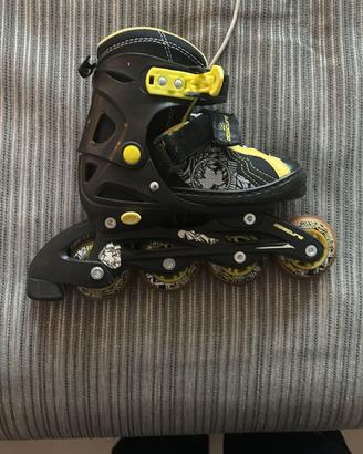 Pattini a rotelle Lion Obscure misura 30-33.Nuovi