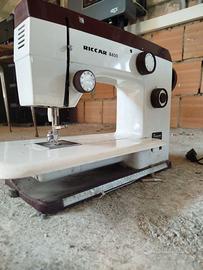 Macchina da Cucire Riccar 8400-S Vintage con Pedal