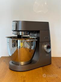 Planetaria Kenwood Chef XL Titanium