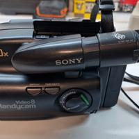 Videocamera Sony CCD-TR350E Video8 + accessori