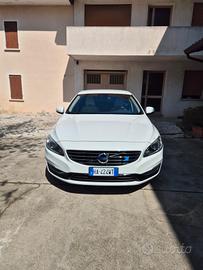 VOLVO V60 2013