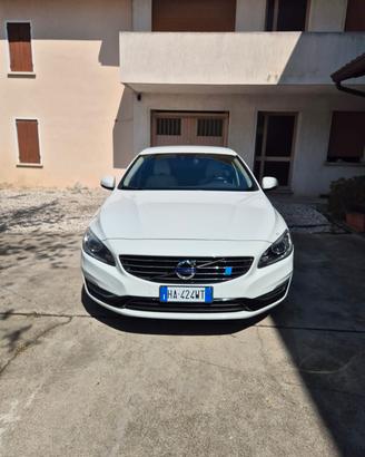 VOLVO V60 2013
