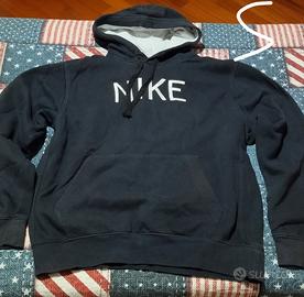 abbigliamento da uomo 