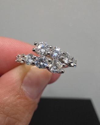 Verwtta intrecciata romantica in moissaniteGra