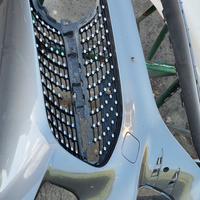 paraurti e fanali anteriori Mercedes classe b 180 