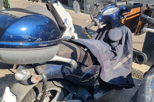 Scarabeo 50 4T Blu