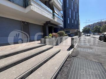 Negozio Roma [L26/26ACG] (Garbatella)