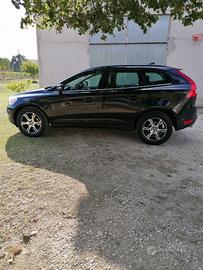 VOLVO XC 60 AWD