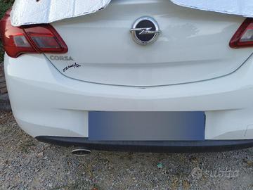 auto Opel corsa 
