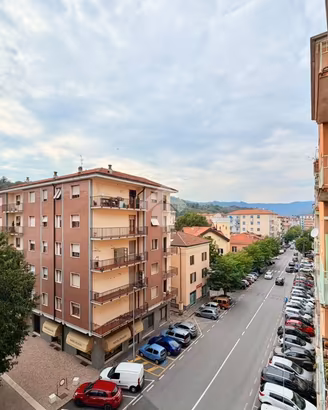 4 LOCALI A CAIRO MONTENOTTE