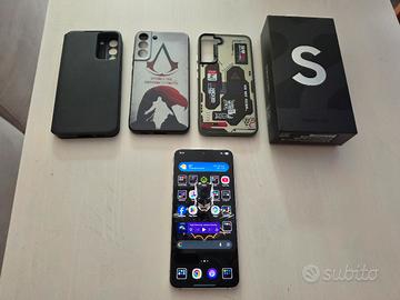 Samsung galaxy s22 plus 128gb con 3 cover