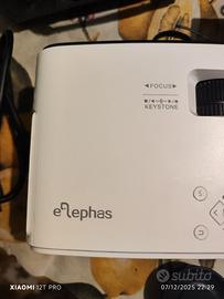 Mini proiettore portatile per computer nuovo 