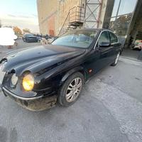 Ricambi Jaguar S-Type 2.7 diesel V6 207cv del 2005