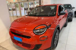 FIAT 600 1.2 BENZINA AUTOMATICA 110CV LA PRIMA KM0