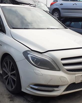 RICAMBI Mercedes Classe B 200 CDI - 2012