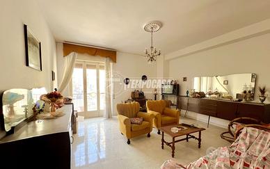 Ampio Quadrilocale nel Cuore di Monopoli