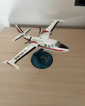 Aereo Piazzai P-166